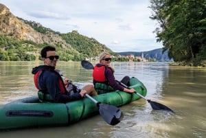 Viena: Wachau Valley Private Kayak and Wine Tour