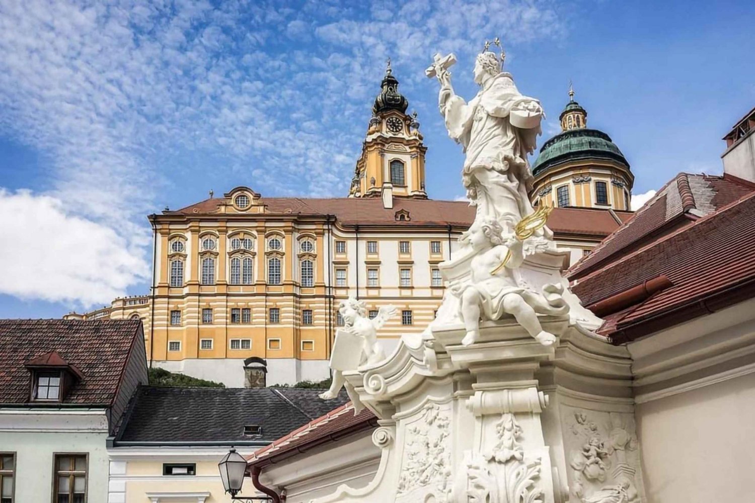 Desde Viena: Melk, Hallstatt y Salzburgo en un Día de Invierno