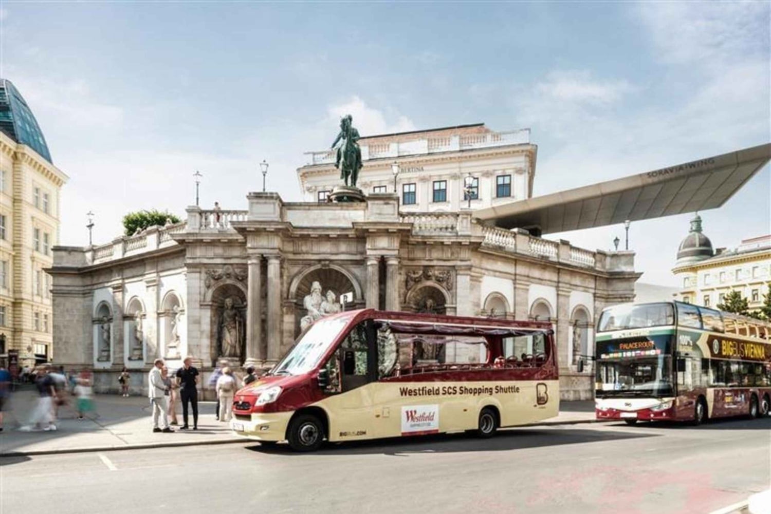 Westfield Shopping City Süd Shuttle, jonka tarjoaa Big Bus Vienna