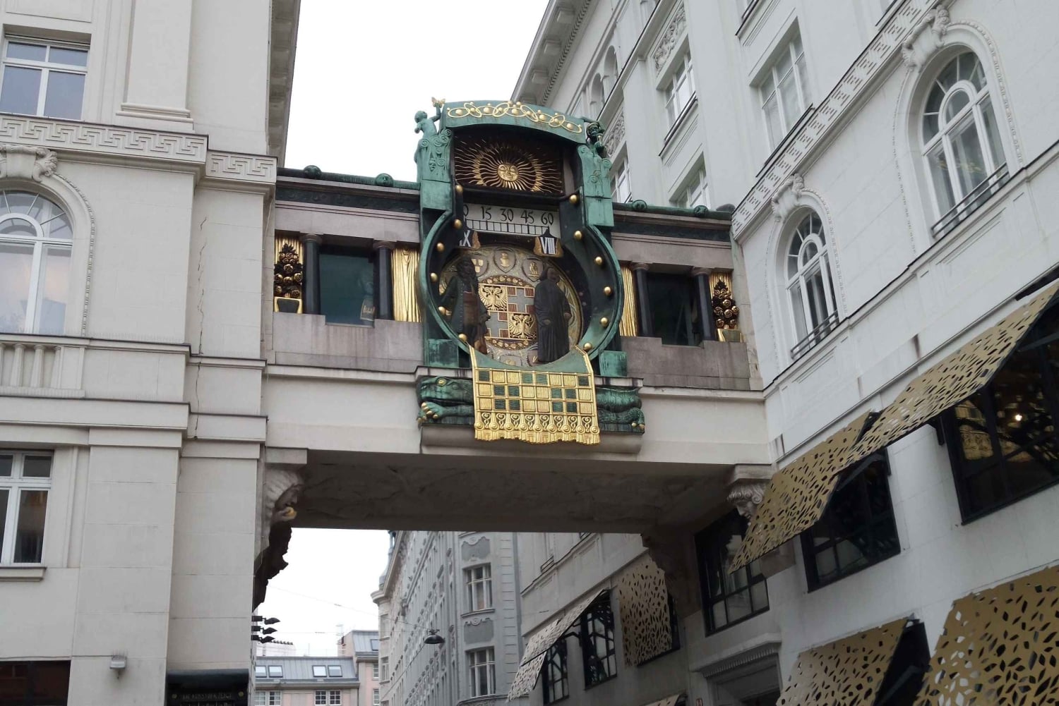 Vienna: tour sul percorso storico dell'albero di Natale