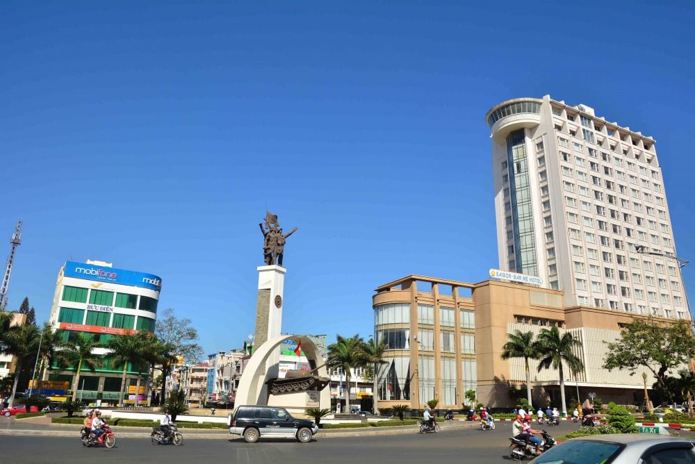 The famous six-way roundabout in Buon Ma Thuot