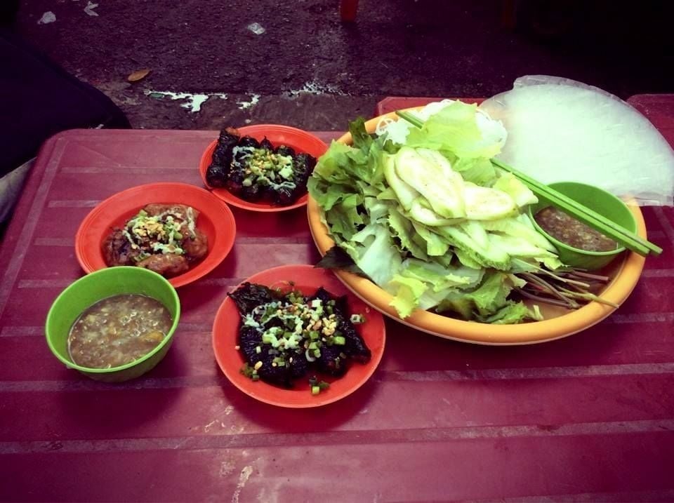 Enjoy local food with the amazing street food tour