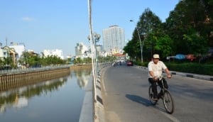 Saigon's traffic brings everyone's lives together as one