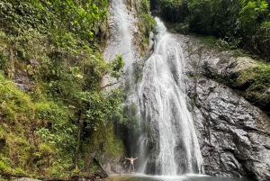1 Dagstur Ha Giang Loop med motorcykel med Easy Rider - Real
