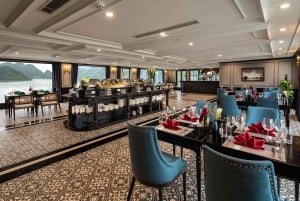 2/3日 ハロン＆ランハ湾 ドリス5*クルーズ バルコニー、バスタブ