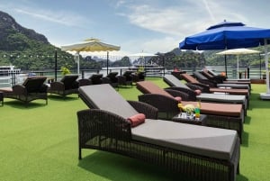 2/3日 ハロン＆ランハ湾 ドリス5*クルーズ バルコニー、バスタブ