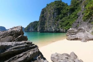 Cruzeiro de 2/3 dias em Halong e Baía de Lan Ha Erina 5* com varanda e banheira