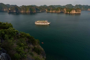 2 dagers Ha Long - Lan Ha Bay 5-stjerners cruise