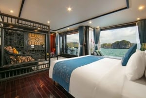 Ha Long: 2-dages Lan Ha Bay 5-stjernet luksuskrydstogt med balkon