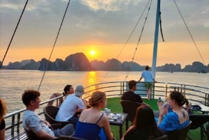 2 päivän Ha Noi - Ninh Binh - Ha Long Bay Highlights Tour - kiertomatka