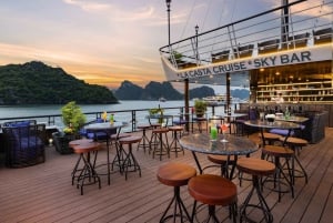 2-dages: Halong Lan Ha Bay 5-stjernede krydstogter m/balkon og badekar