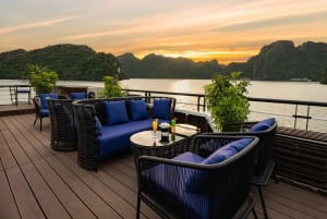 2-dages: Halong Lan Ha Bay 5-stjernede krydstogter m/balkon og badekar