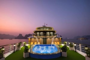 2-dages: Halong Lan Ha Bay 5-stjernede krydstogter m/balkon og badekar