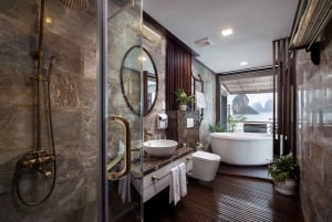 2-dages: Halong Lan Ha Bay 5-stjernede krydstogter m/balkon og badekar