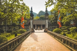 2 giorni: Hanoi - Ninh Binh - Crociera di lusso nella baia di Halong