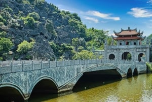 2-Day Ninh Binh: Hoa Lu, Trang An, Mua Cave & Cuc Phuong