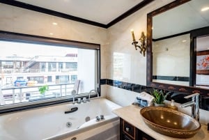 2-Day On 5 Star Cruise Halong Bay with Meals and Kayaking