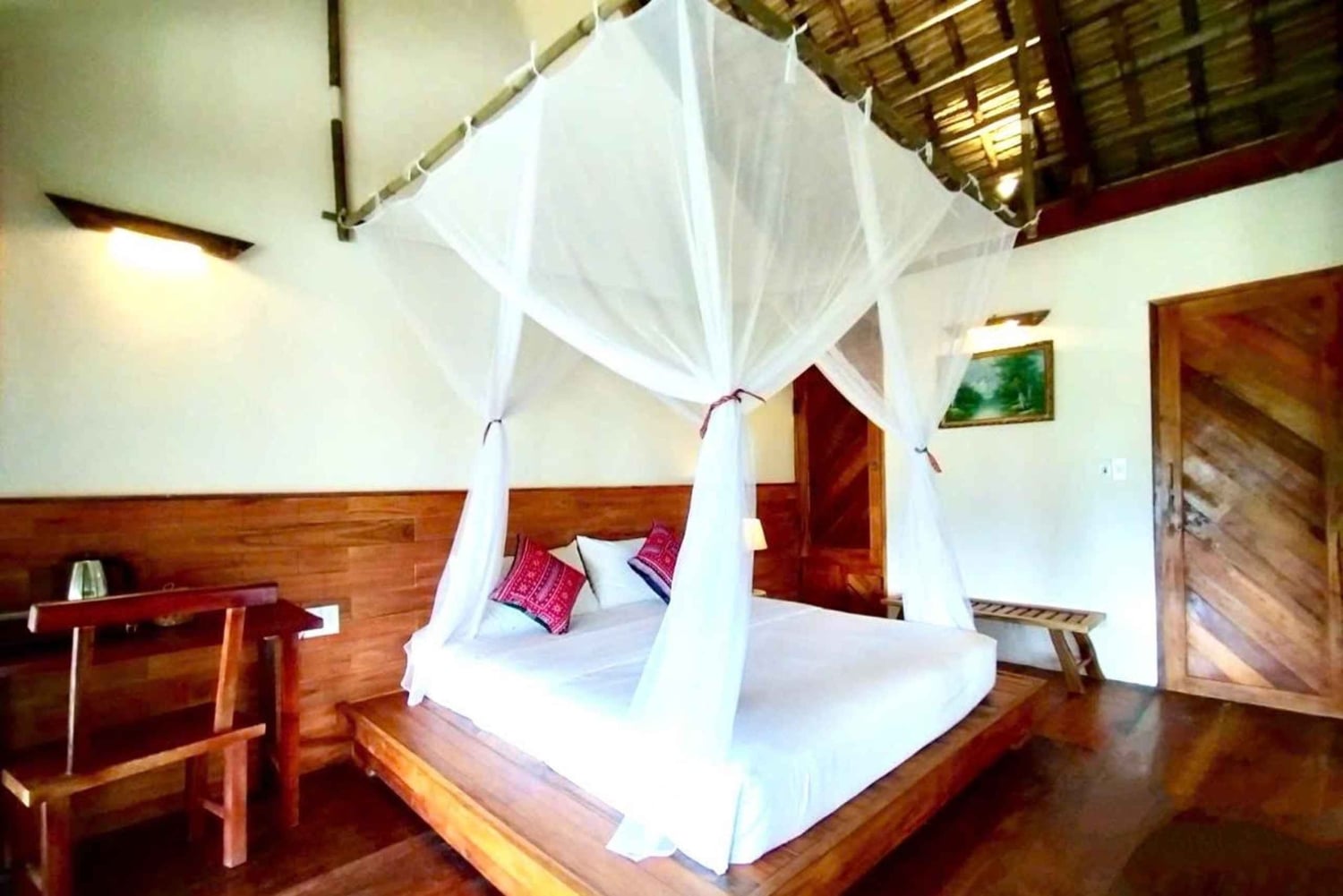 Excursão de 2 dias para a Reserva Natural Mai Chau Pu Luong