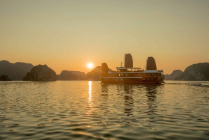 2-Day Traditional Cruise to Lan Ha Bay & Cat Ba Island