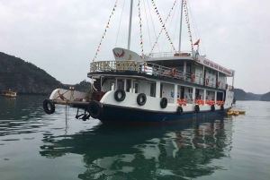 2-Day Traditional Cruise to Lan Ha Bay & Cat Ba Island