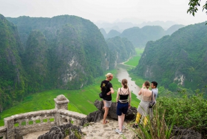2 day Trang An - Mua cave - Cycling with Bungalow stay