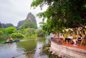 2 day Trang An - Mua cave - Cycling with Bungalow stay
