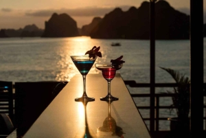 2 días en la bahía de Lan Ha desde Hanói en el crucero de 5 estrellas Orchid Trendy Cruise