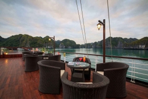 2 días en la bahía de Lan Ha desde Hanói en el crucero de 5 estrellas Orchid Trendy Cruise