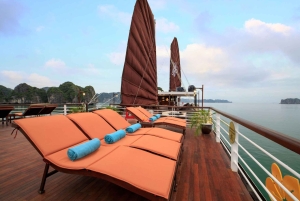 2 días en la bahía de Lan Ha desde Hanói en el crucero de 5 estrellas Orchid Trendy Cruise