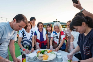 Crociera nella baia di Ha Long 3 giorni e 2 notti con cabina con balcone, grotte e isola