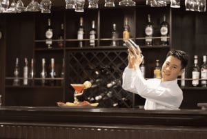 Crociera nella baia di Ha Long 3 giorni e 2 notti con cabina con balcone, grotte e isola