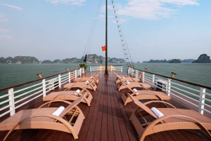 Vanuit Hanoi: 3-daagse cruise, grotten en kajakken in Bai Tu Long Bay