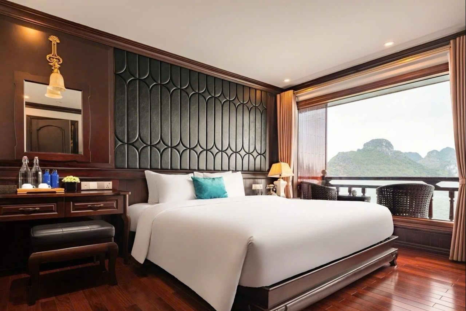 3 dias: Cruzeiro 5 estrelas em Ha Long–Lan Ha Bay e Ninh Binh