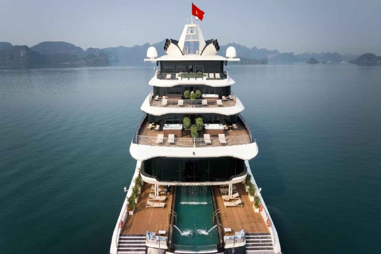 3 päivän Hanoi - Ninh Binh - Halong Bay 6 tähden risteily