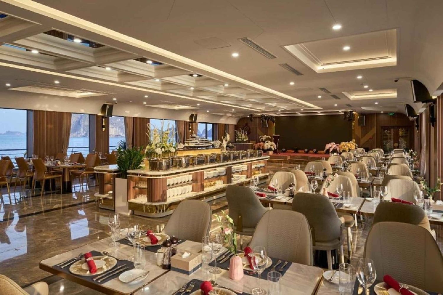 3 päivän Hanoi - Ninh Binh - Halong Bay 6 tähden risteily