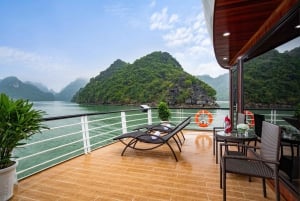 Ha Long: Lan Ha Bay and Viet Hai Village 3-Day 5-Star Cruise