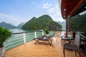 Ha Long: Lan Ha Bay och Viet Hai Village 3-dagars 5-stjärnig kryssning