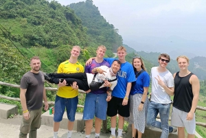 Tour de Lujo en Moto de 3 días por el Bucle de Ha Giang con Easy Rider