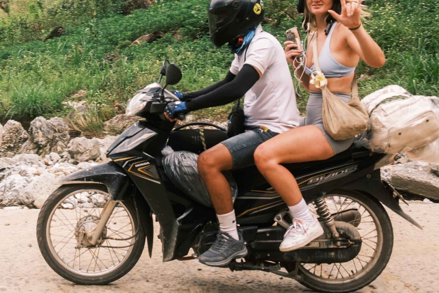 Circuito de lujo de 4 días por los lugares más destacados de Ha Giang, estancia en un hotel 4*.