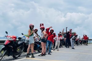 ハノイ発：ハザンループ沿いの4日間のバイク旅行