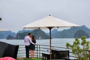 4 star Luxury 2 day 1 night Cruises in Halong with kayaking