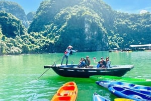 Vanuit Ha Long: Luxe Symphony Dagcruise met 2 Jacuzzi Zwembad