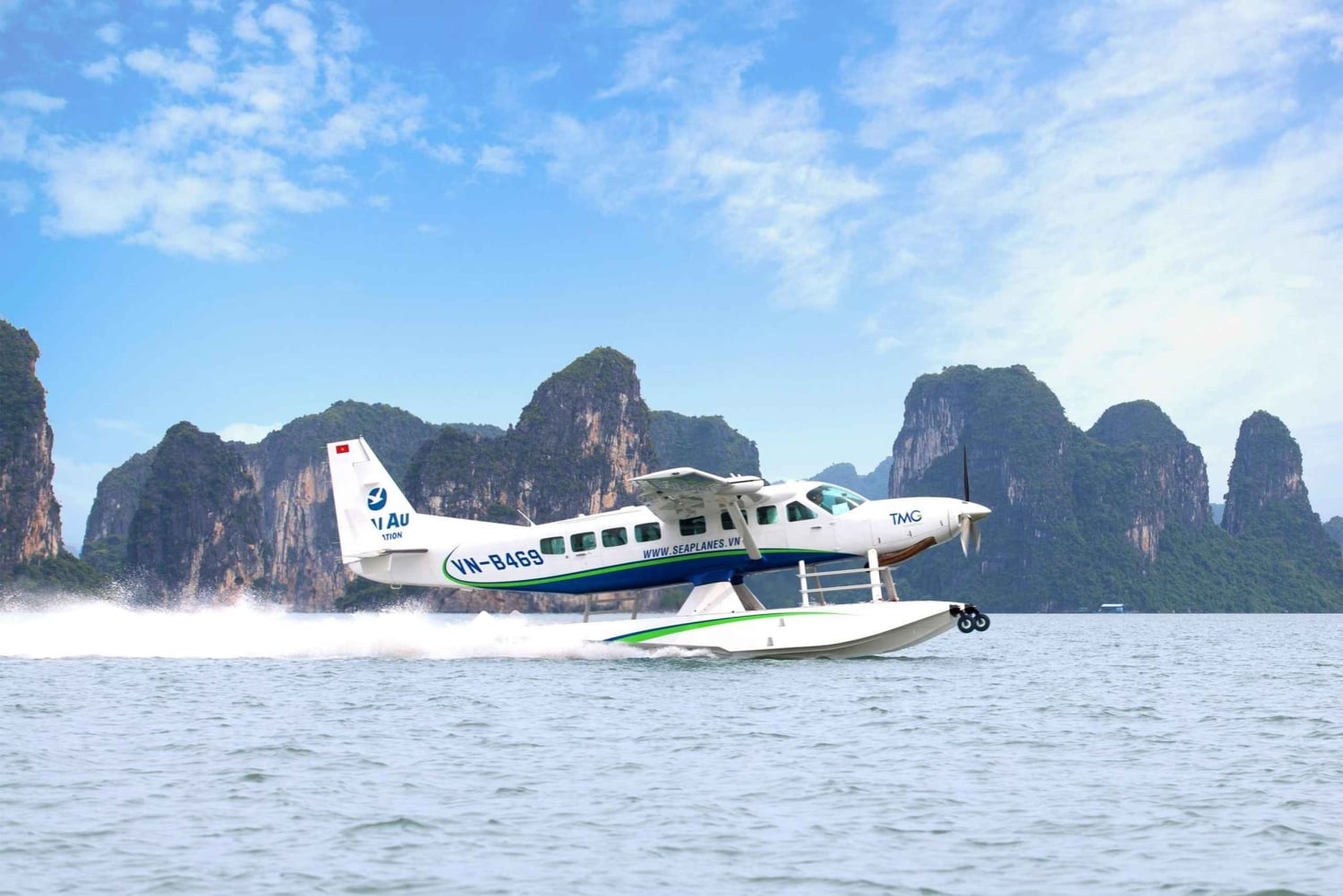 En fantasiflygning: Flygplansäventyr i Ha Long