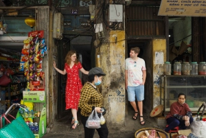 Hanoi Private Photoshoot – Iconic Spots & Hidden Gems