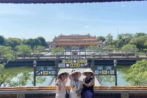 Passeio a pé pela Cidade Imperial de Hue com tudo incluído e almoço