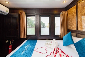 Bai Tu Long Bay: 3-Day & 2-Night Swan Cruises