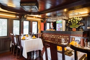 Bai Tu Long Bay: 3-Day & 2-Night Swan Cruises