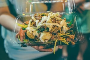 Ao Dai Female Rider: Saigon Motorbike Adventures