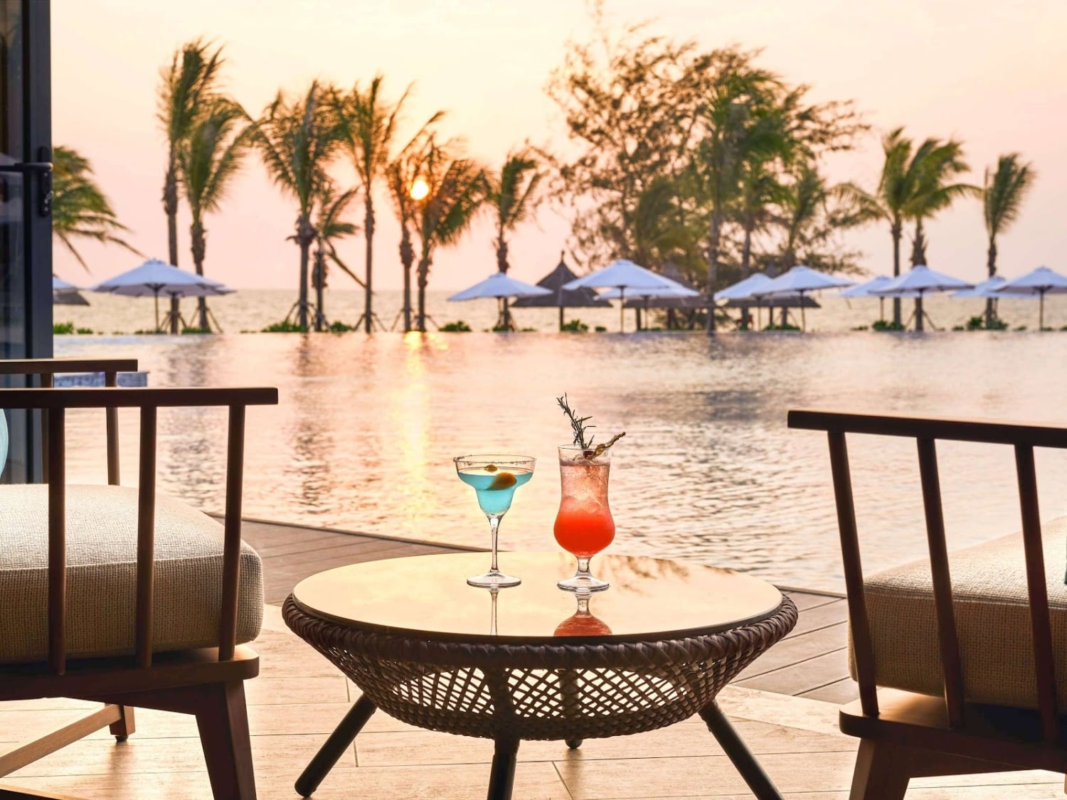 Aura Beach Club