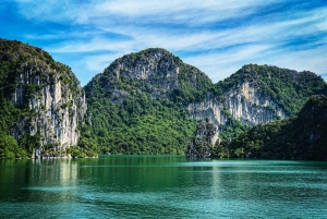 Bai Tu Long and Ha Long Bay: 2-Day Exploration Cruise